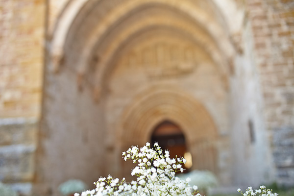 Acceso al Monasterio de Irache durante la boda de María Eugenia y Javier